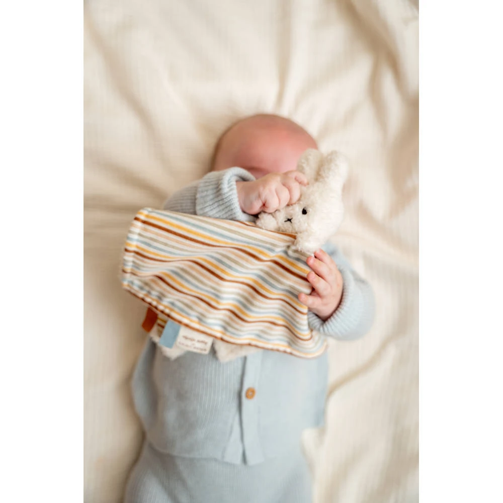 Nijntje X Little Dutch Vintage Sunny Stripes Knuffeldoekje 6 Nijntje X Little Dutch Vintage Sunny Stripes Knuffeldoekje - Afbeelding 4